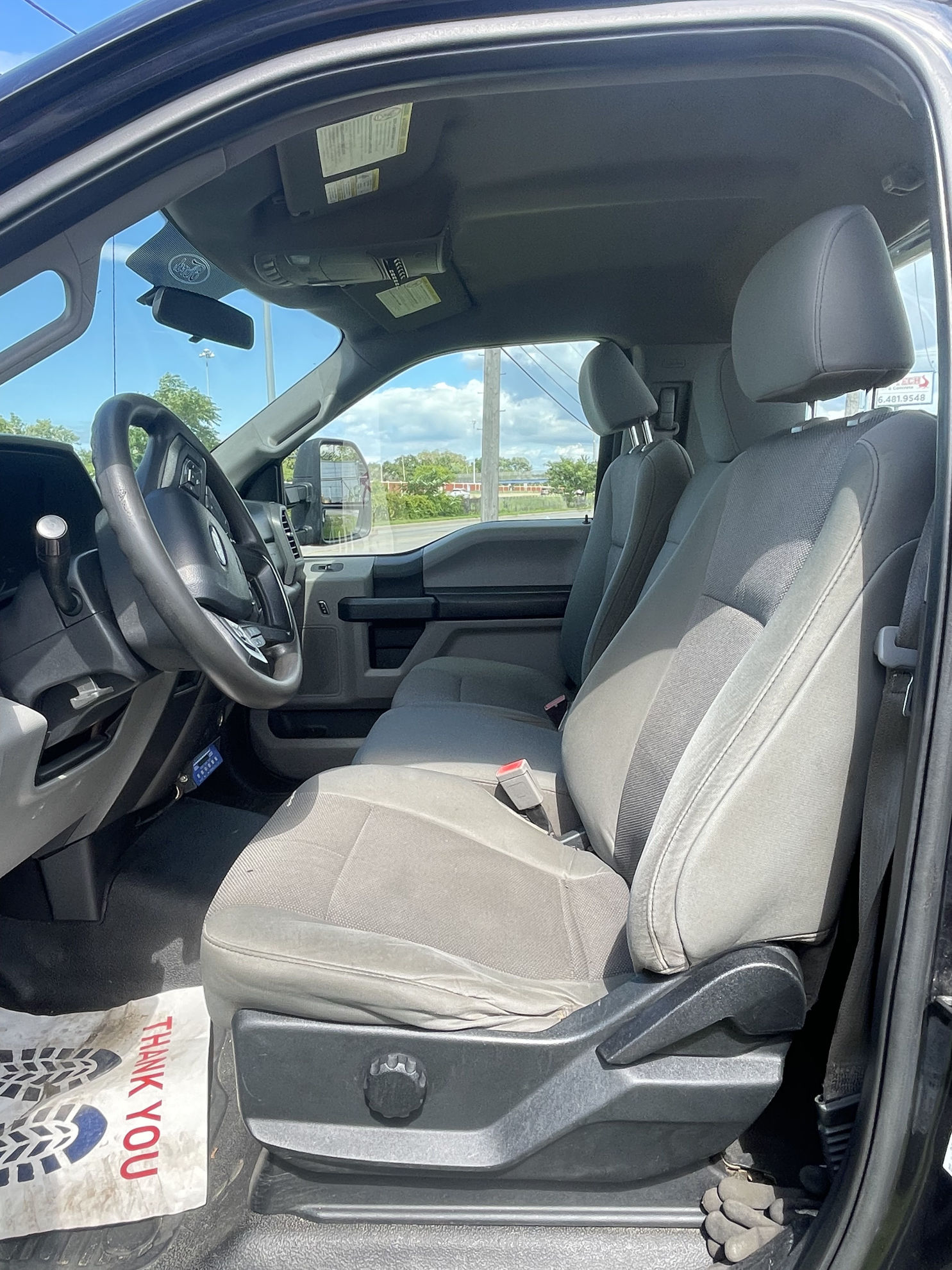 Zip's Used Truck Marketplace VITDIGA_3966