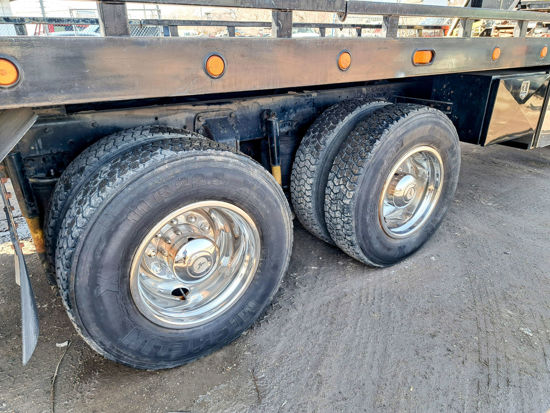 Zip's Used Truck Marketplace | 1996 Ford L9000 28ft Century