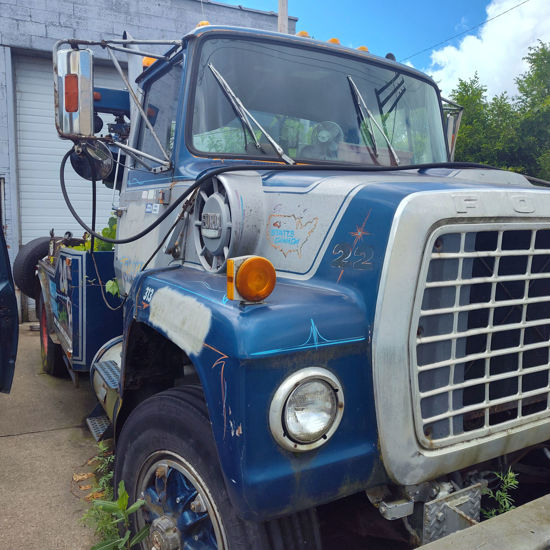 Zip's Used Truck Marketplace 1989 Ford LN9000 Holmes Possible 750